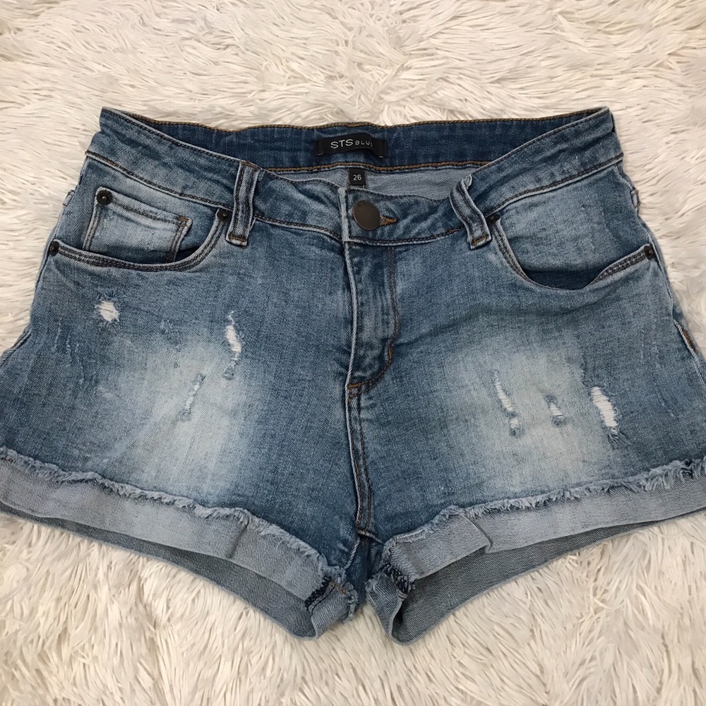 Nordstrom light-wash denim shorts